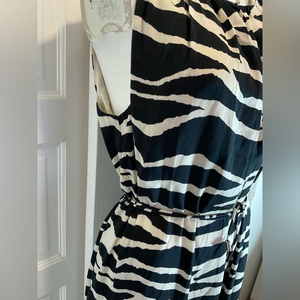 H&M DRESS - Picture 7 of 11